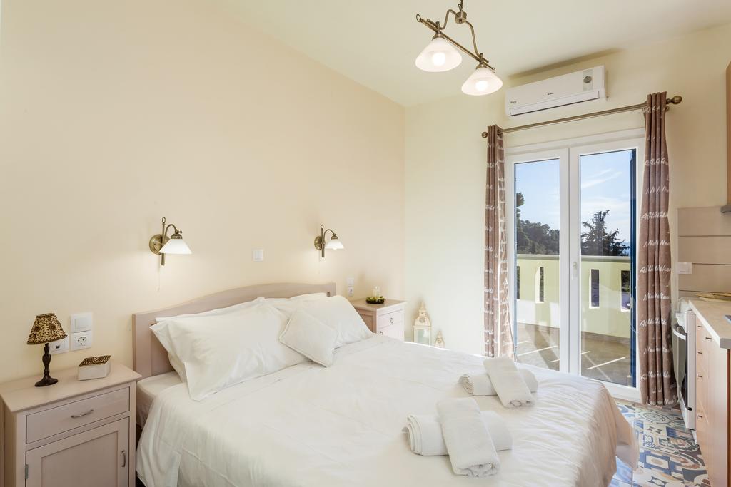 Stafylos Suites & Boutique Hotel Quarto foto